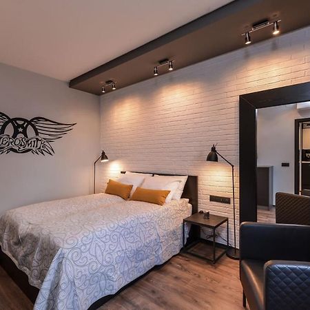 Sofia Dream Apartments - Rock'N'Roll One Bedroom By Flat Mаnager Екстериор снимка