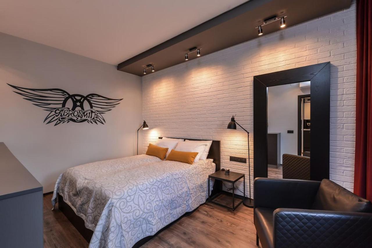 Sofia Dream Apartments - Rock'N'Roll One Bedroom By Flat Mаnager Екстериор снимка